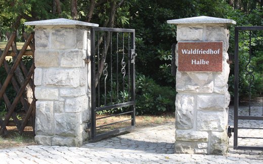 Ansicht der Kriegsgräberstätte Halbe