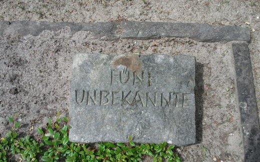 Ansicht der Kriegsgräberstätte Bergen - Sülze, Ev. luth. Friedhof