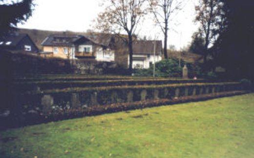Ansicht der Kriegsgräberstätte Attendorn-Katholischer Friedhof und Ehre