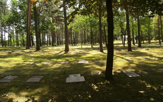 Ansicht der Kriegsgräberstätte Halbe