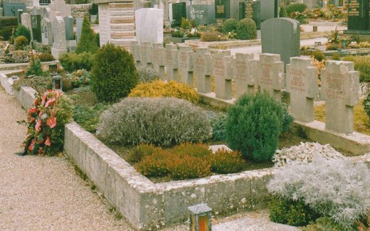 Ansicht der Kriegsgräberstätte Aub,Städt.Fdh.