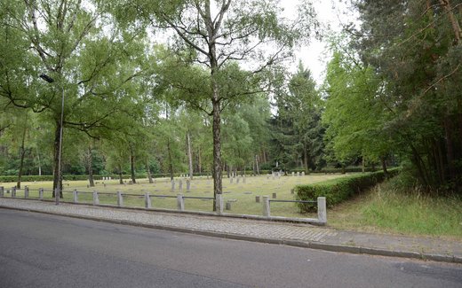 Ansicht der Kriegsgräberstätte Saalow
