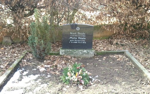 Ansicht der Kriegsgräberstätte Bahrdorf - Saalsdorf, Gemeindefriedhof
