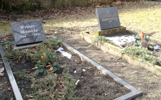 Ansicht der Kriegsgräberstätte Bahrdorf - Saalsdorf, Gemeindefriedhof