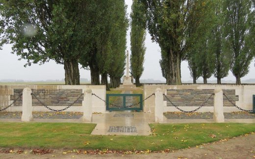 Ansicht der Kriegsgräberstätte Favreuil