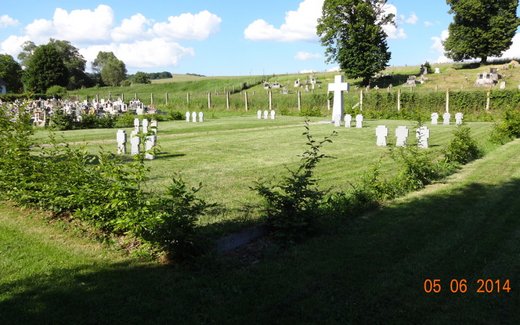 Ansicht der Kriegsgräberstätte Cabiny