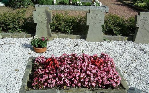 Ansicht der Kriegsgräberstätte Alfter-Gemeindefriedhof